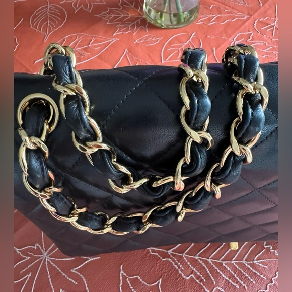 Authantic CHANEL Chanel Classic Maxi Double Flap Bag - Picture 11 of 14